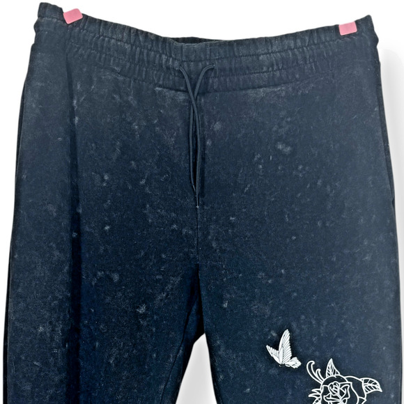 BRATZ Graphic Jogger Sweatpants 2XL Black Wash Drawstring Y2k Whimsigoth Retro - Picture 2 of 12